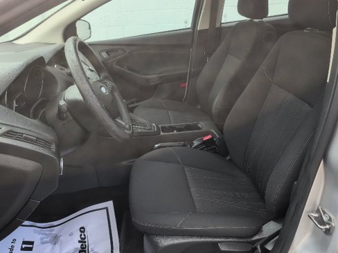 Used 2018 Ford Focus S image 15