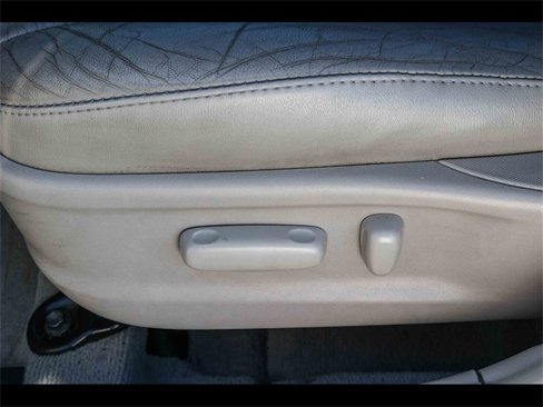 Used 2011 Toyota Camry Hybrid image 20