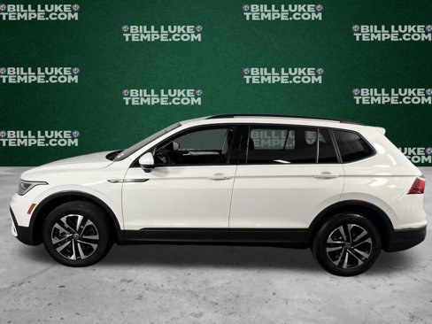 Used 2022 Volkswagen Tiguan S image 9