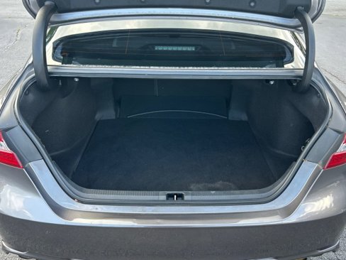 Used 2020 Toyota Camry XSE image 39