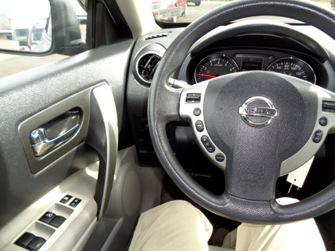 Used 2015 Nissan Rogue S w/ Convenience Package image 21