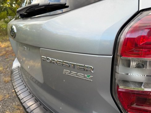 Used 2014 Subaru Forester 2.5i Touring image 8