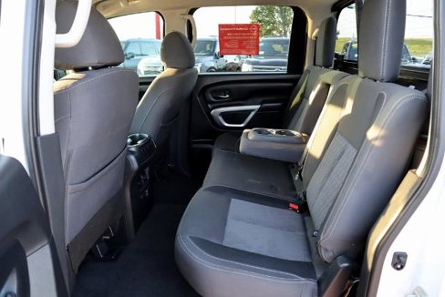 Certified 2021 Nissan Titan SV w/ SV Convenience Package image 13