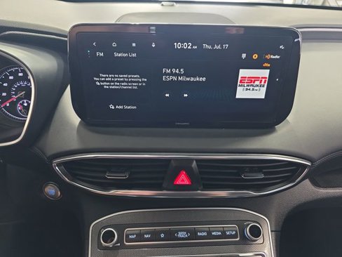 Used 2023 Hyundai Santa Fe SEL image 19