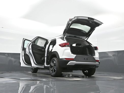 New 2025 Chevrolet TrailBlazer LT w/ Convenience Package image 32