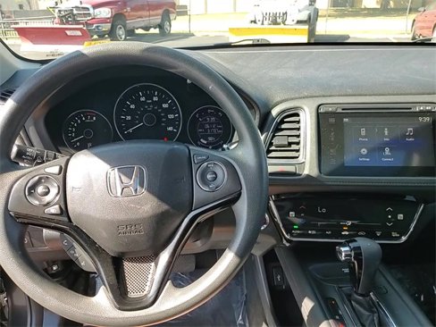 Used 2018 Honda HR-V EX image 28