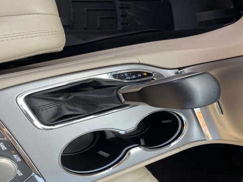 Used 2020 Jeep Grand Cherokee Limited image 22