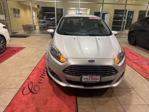 Used 2019 Ford Fiesta SE w/ Equipment Group 201A image 5