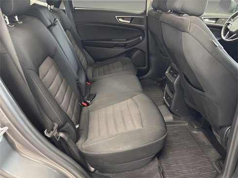 Used 2023 Ford Edge SEL w/ Cold Weather Package image 17