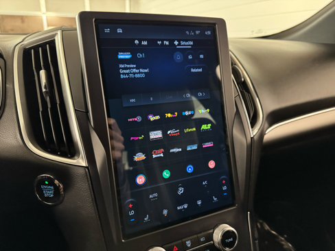 Used 2021 Ford Edge ST image 19
