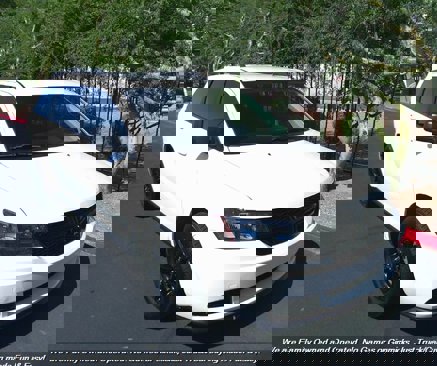 Used 2020 Dodge Journey SE w/ SE Popular Equipment Group image 1