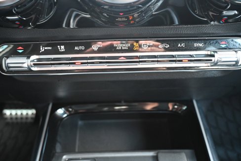 Used 2023 Mercedes-Benz GLA 250 4MATIC image 27