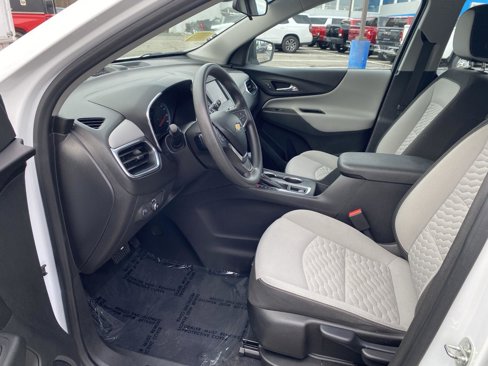 Used 2021 Chevrolet Equinox LS image 17