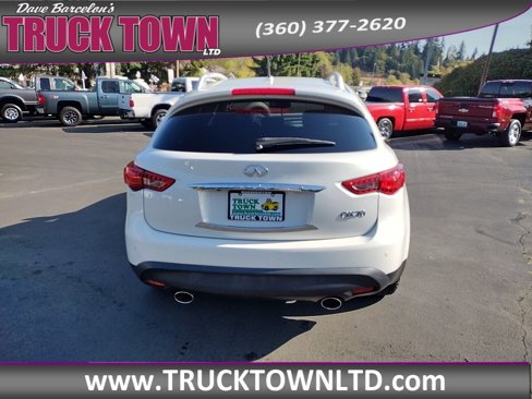 Used 2014 INFINITI QX70 AWD w/ Premium Package image 5