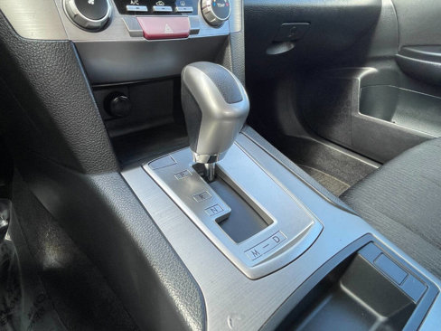 Used 2010 Subaru Legacy 2.5i image 13