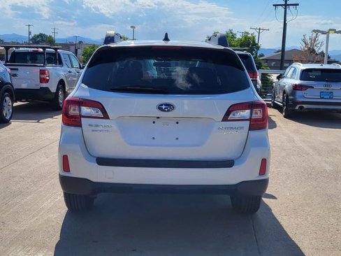 Used 2017 Subaru Outback 2.5i Premium image 8