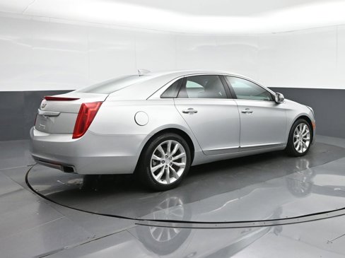 Used 2017 Cadillac XTS Luxury image 7
