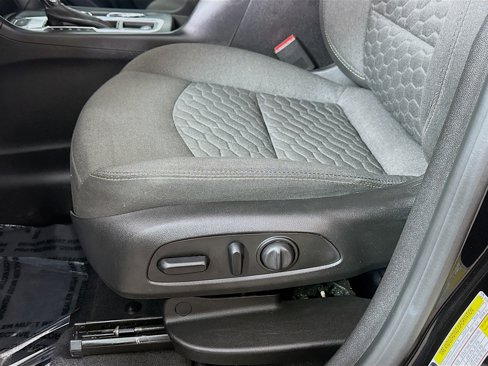 Used 2019 Chevrolet Equinox LT image 19