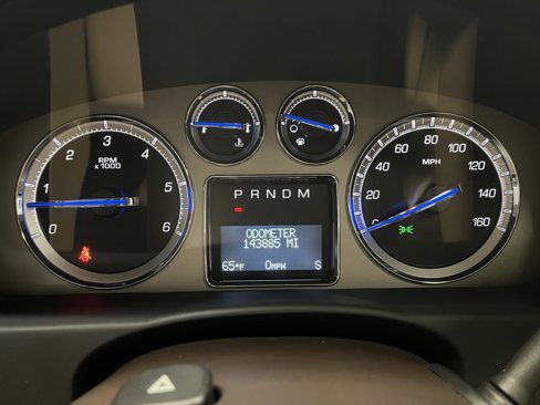 Used 2012 Cadillac Escalade Luxury image 5