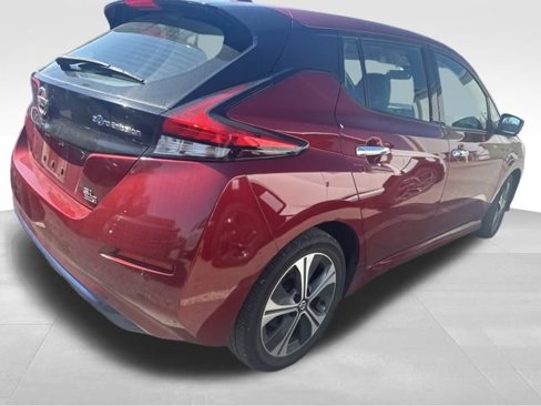 Used 2020 Nissan Leaf SL Plus image 6