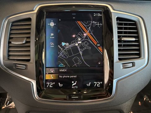 Used 2022 Volvo XC90 T5 Momentum w/ Climate Package image 12