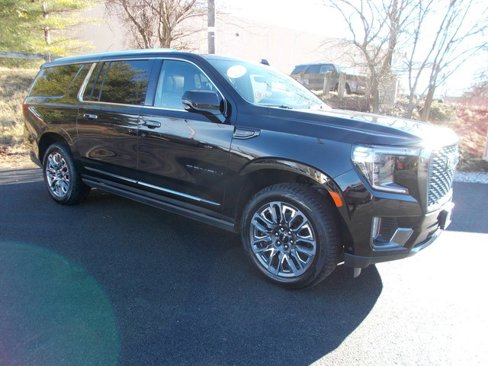 Certified 2023 GMC Yukon XL Denali Ultimate image 5