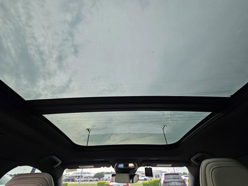 New 2025 Volvo V60 B5 Cross Country Ultra w/ Protection Package Premier image 33