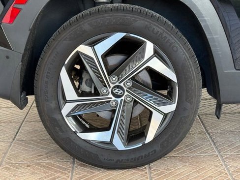 Used 2022 Hyundai Tucson Limited image 8