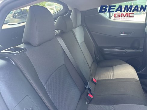 Used 2020 Toyota C-HR LE image 26