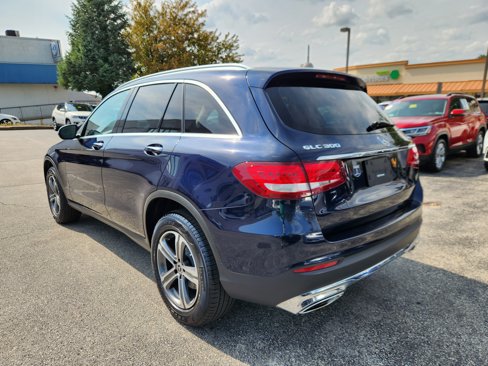 Used 2019 Mercedes-Benz GLC 300 4MATIC image 3