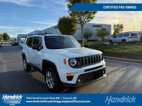 Used 2023 Jeep Renegade Latitude w/ Sun/Sound Group image 1
