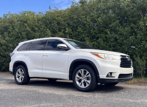 Used 2016 Toyota Highlander LE image 10