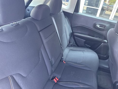 Used 2018 Jeep Compass Sport image 23
