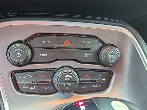 Used 2022 Dodge Challenger SXT w/ Blacktop Package image 21