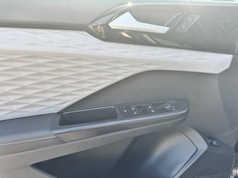 Certified 2024 Volkswagen Taos S image 11