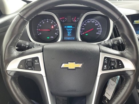 Used 2016 Chevrolet Equinox LTZ w/ Enhanced Convenience Package image 26