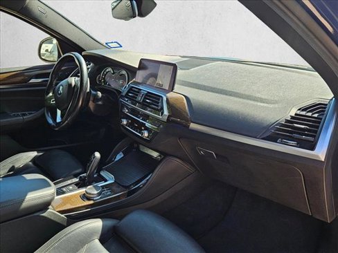Used 2019 BMW X4 xDrive30i w/ Driving Assistance Package image 16