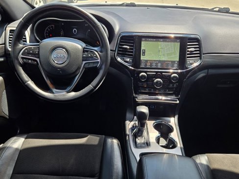 Used 2021 Jeep Grand Cherokee Laredo X image 18