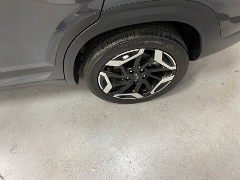 Used 2024 Kia Seltos SX w/ SX Sunroof Package image 12
