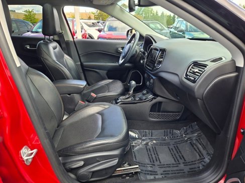 Used 2019 Jeep Compass Limited w/ Safety & Security Group image 5