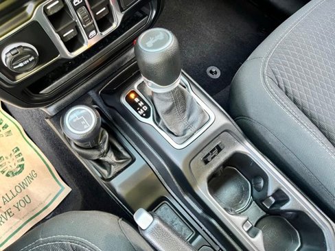 Used 2021 Jeep Wrangler Unlimited Sport image 42