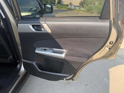Used 2009 Subaru Forester 2.5X Limited image 24