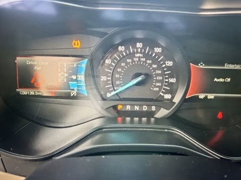 Used 2019 Ford Fusion SE image 8