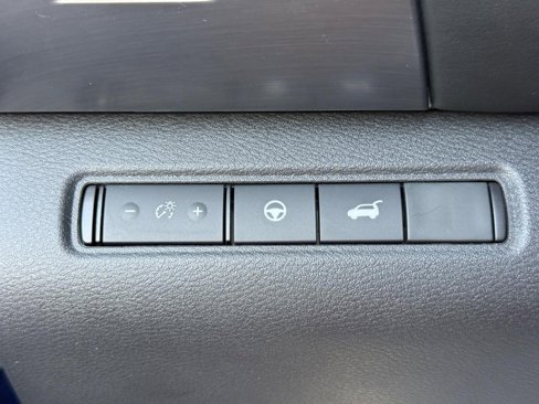 Used 2023 Nissan Pathfinder SL w/ SL Premium Package image 25