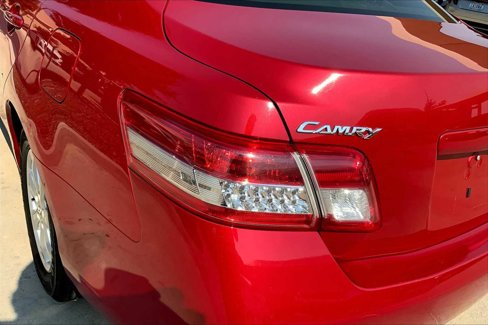 Used 2011 Toyota Camry LE image 27
