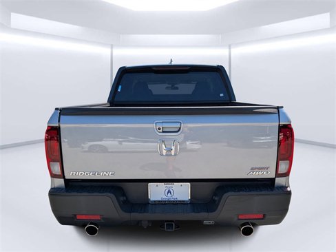 Used 2022 Honda Ridgeline Sport image 4