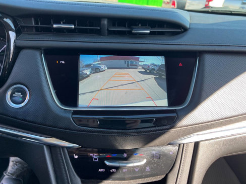 Used 2017 Cadillac XT5 Luxury image 14