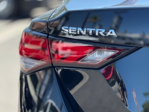 Used 2024 Nissan Sentra S image 11