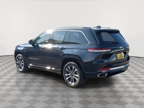 New 2023 Jeep Grand Cherokee Overland w/ Rear Seat Video Group I image 3