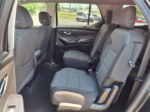 Used 2018 Chevrolet Traverse LT image 28